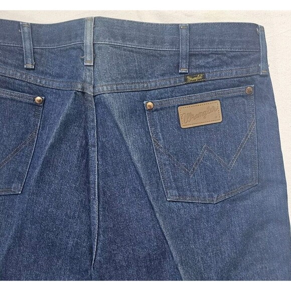 Wrangler Jeans Men 42x32 Blue Denim Dark Wash 13MWZ Cowboy Cut Orginal Fit - Picture 14 of 16